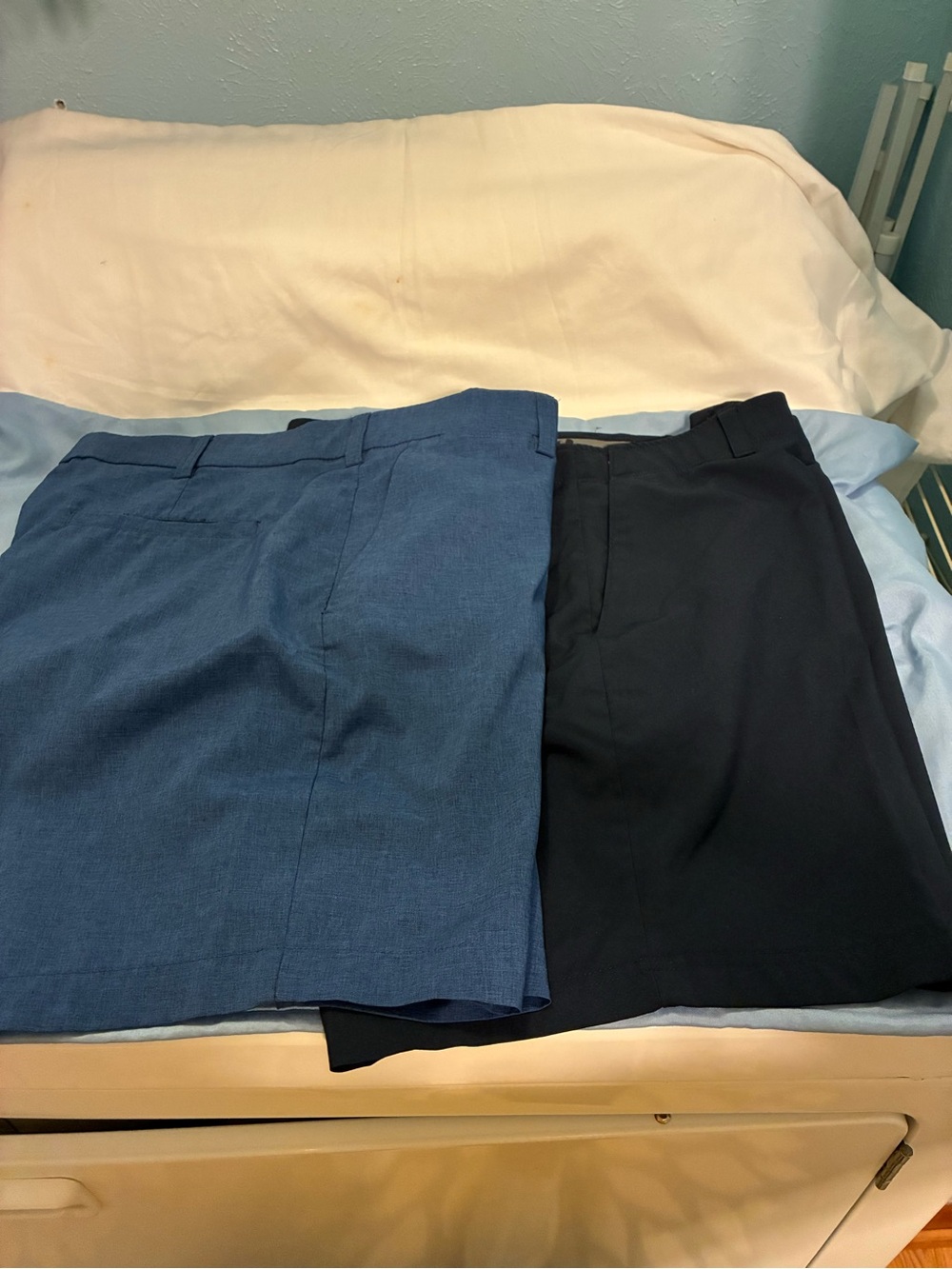Perry Ellis Blue and Navy Blue Flat Front Men’s Grandslam Dress Shorts
